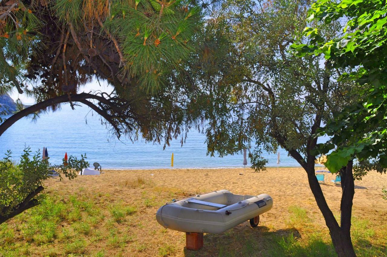 Apartament Secret Bay PalaiónTsiflíkion Zewnętrze zdjęcie